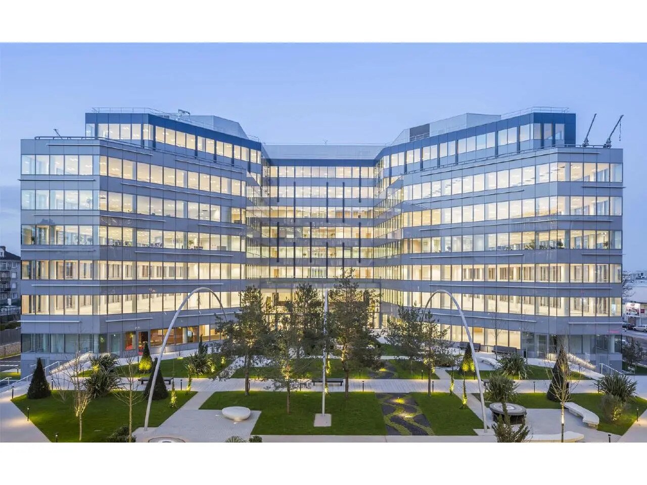 10 Avenue Aristide Briand, Bagneux to rent Building Photo- Image 1 of 59