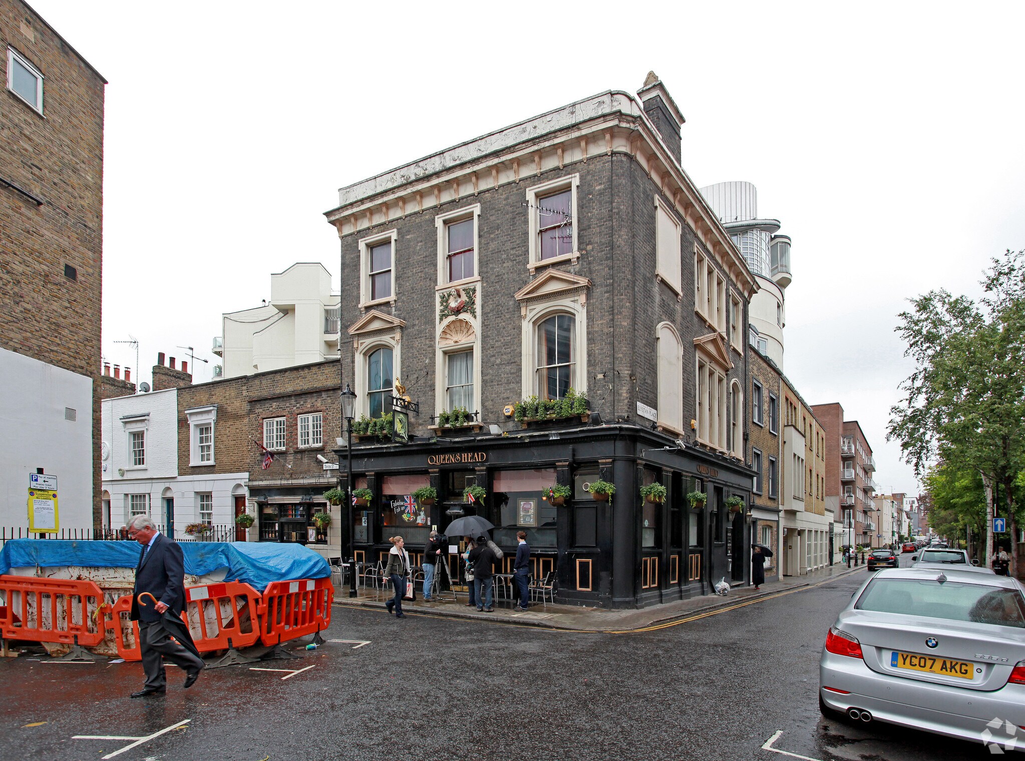 25-27 Tryon St, London for sale Primary Photo- Image 1 of 1