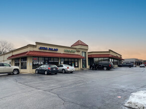 5312-5326 N Port Washington Rd, Milwaukee, WI for rent Building Photo- Image 1 of 5