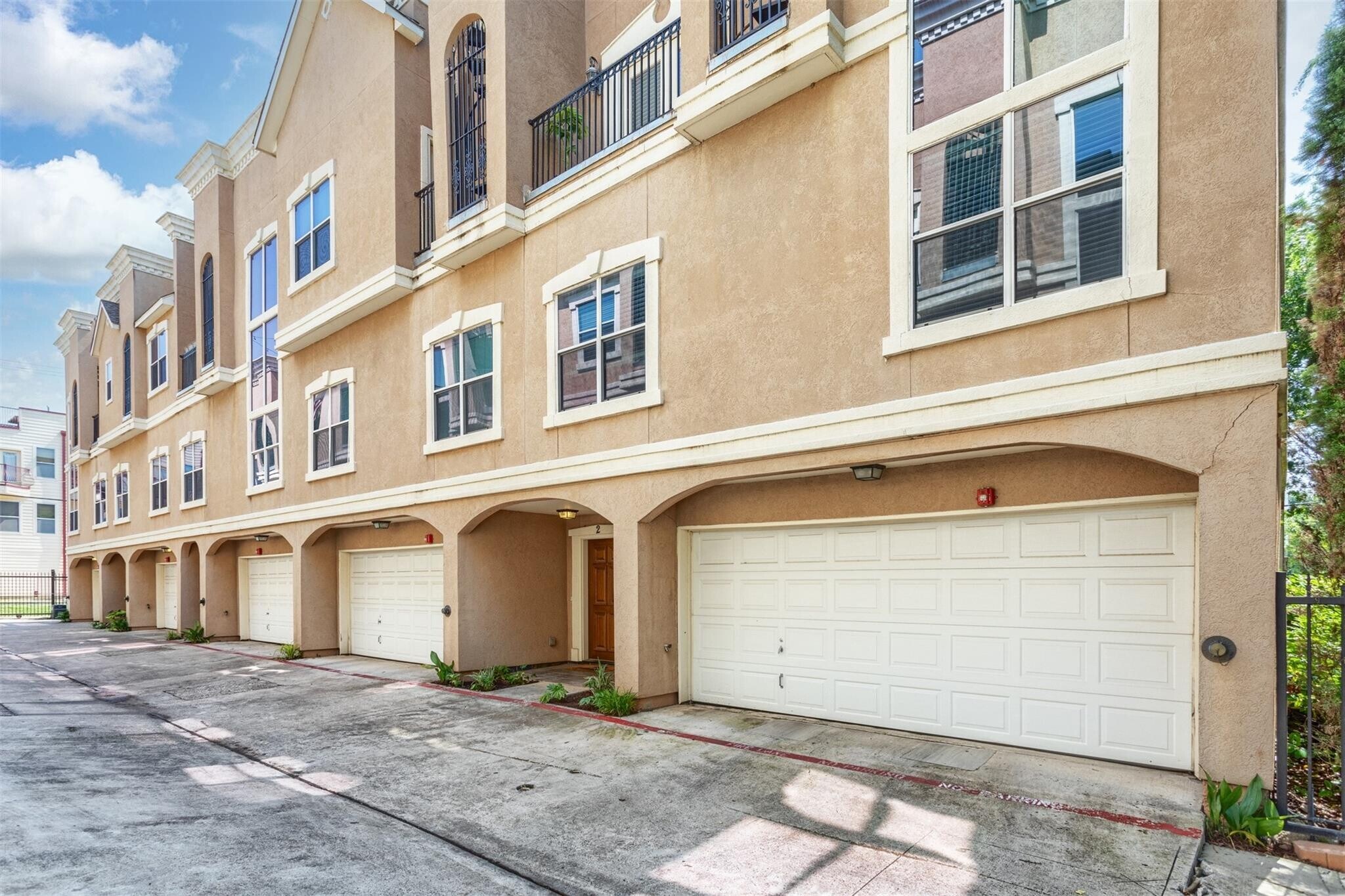 5613 Lindell Ave, Dallas, TX for sale Building Photo- Image 1 of 1