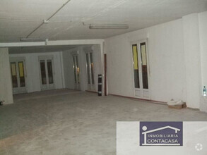 Retail in Colmenar Viejo, MAD for rent Interior Photo- Image 1 of 4