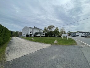 309 Teaticket Hwy, Teaticket, MA for rent Building Photo- Image 2 of 2