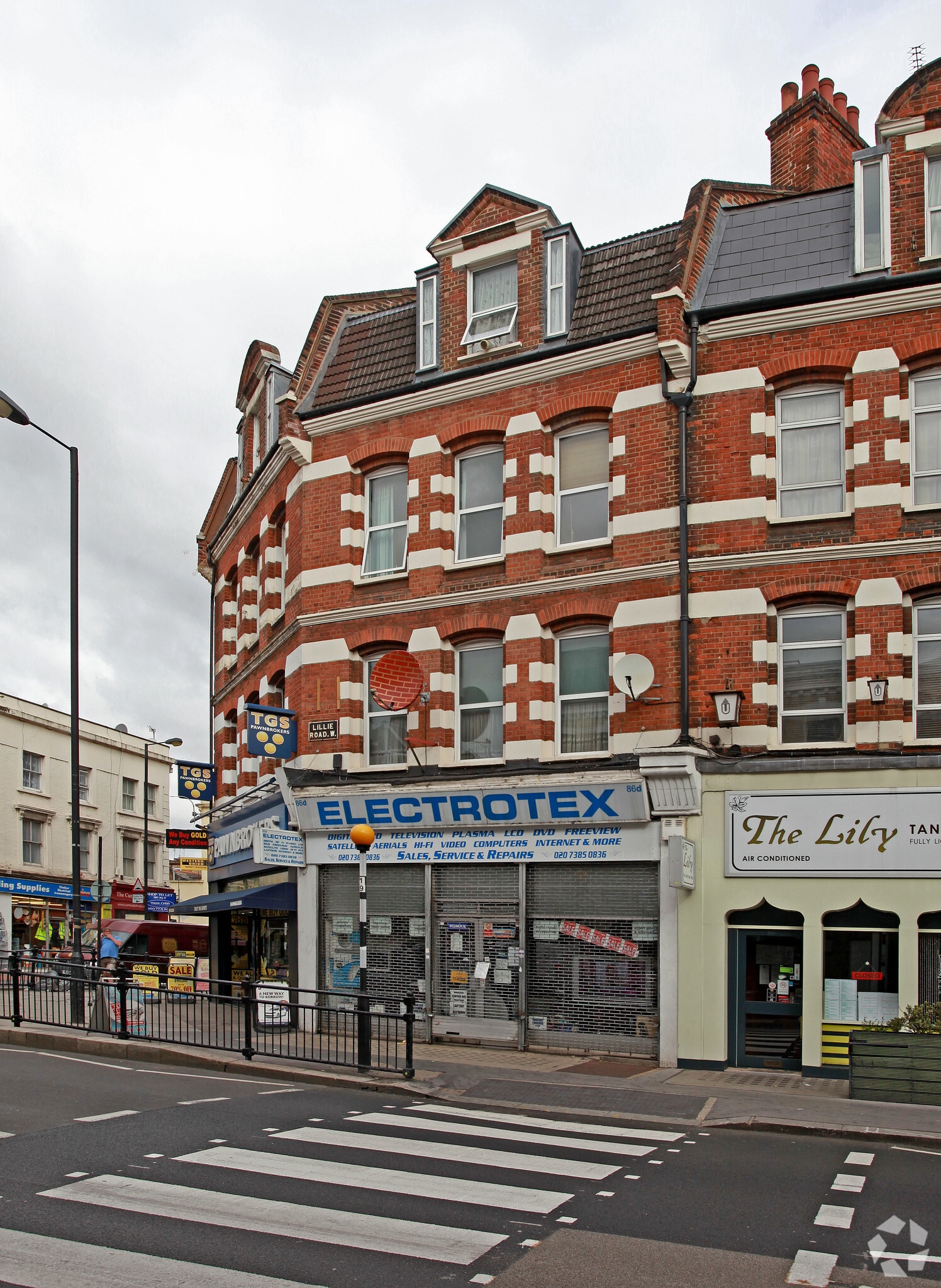 86D Lillie Rd, London to rent Primary Photo- Image 1 of 4