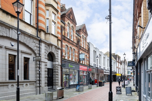 More details for 7-11 Cross St, Reading - Office to Rent