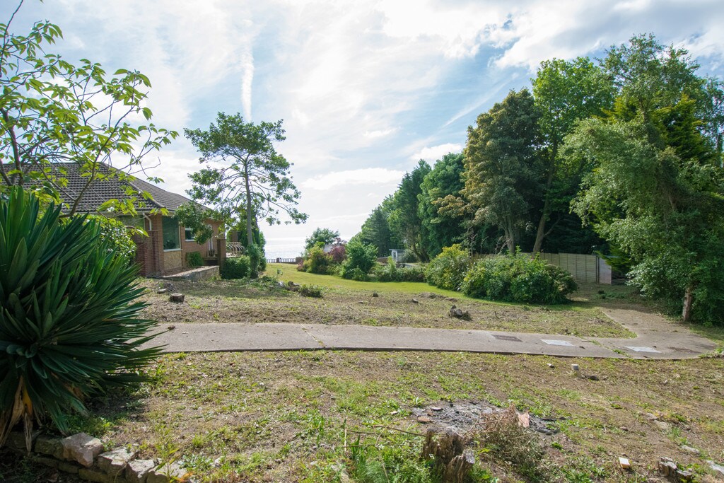 9 Old Teignmouth Rd, Dawlish for sale Primary Photo- Image 1 of 1