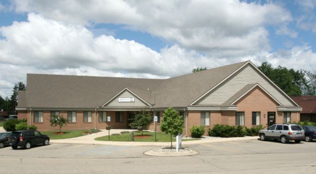 315 W Lake Lansing Rd, East Lansing, MI for rent - Building Photo - Image 1 of 1