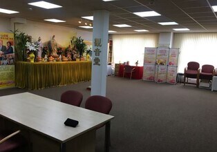 Lyon Way, Greenford to rent Interior Photo- Image 2 of 3