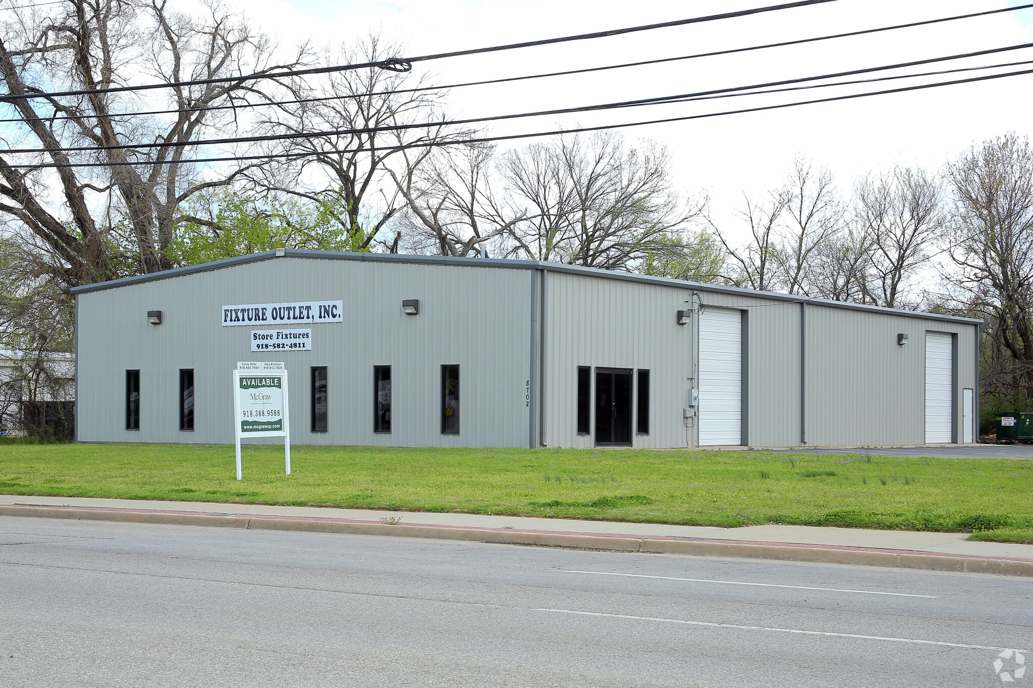 8702 E 11th St, Tulsa, OK for sale Primary Photo- Image 1 of 1