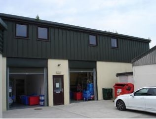 Harlyn Rd, Padstow to rent Primary Photo- Image 1 of 2