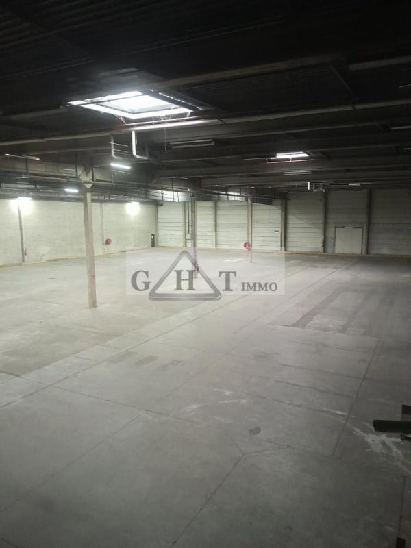 Industrial in Wissous to rent Building Photo- Image 1 of 10
