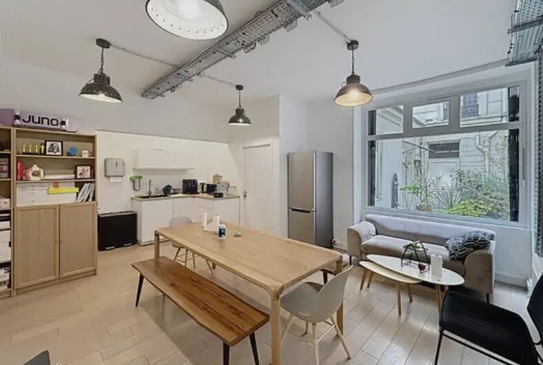 Build-to-Rent in Paris for sale - Building Photo - Image 3 of 4