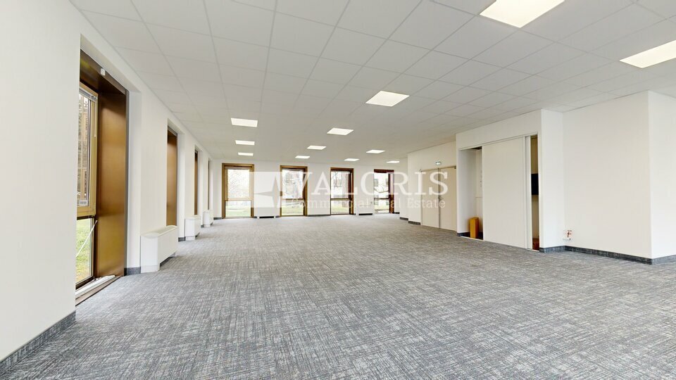 7 Allée Claude Debussy, Écully for sale - Interior Photo - Image 2 of 6