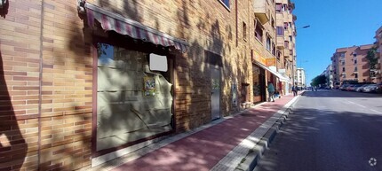 Retail in Parla, MAD for rent Interior Photo- Image 1 of 4