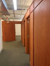 103 Schelter Rd, Lincolnshire, IL to rent Interior Photo- Image 2 of 6