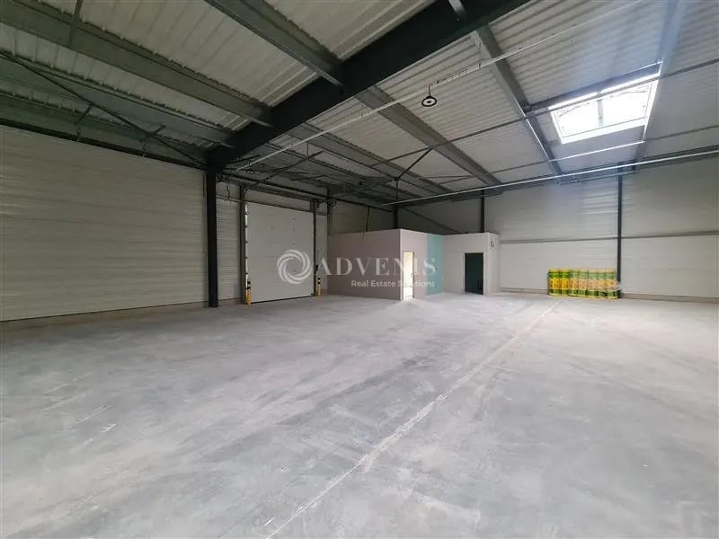 Location Local d'activités 203 m² à 1 430 m² - Photo 1