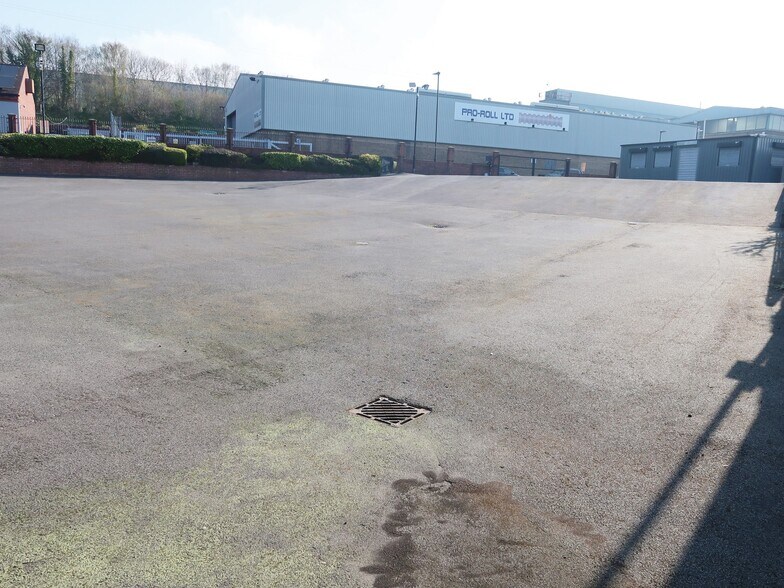 37 Penistone Road North, Sheffield for sale - Primary Photo - Image 1 of 1