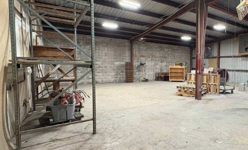 6127 San Pedro Ave, San Antonio, TX to rent Interior Photo- Image 1 of 4