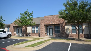 2201 Double Creek Dr, Round Rock, TX for rent Building Photo- Image 1 of 9