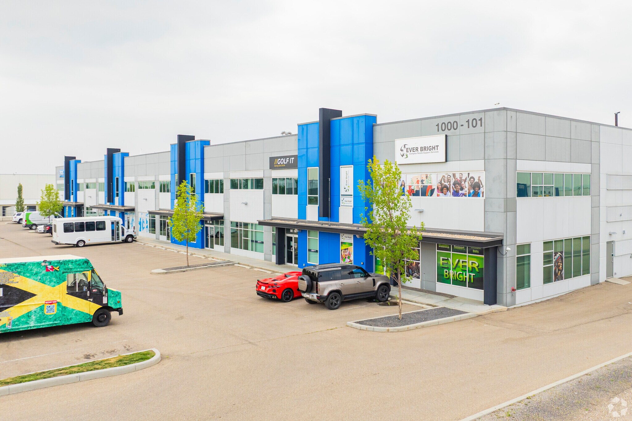 101 Highland Park Cmn NE, Airdrie, AB for sale Primary Photo- Image 1 of 1