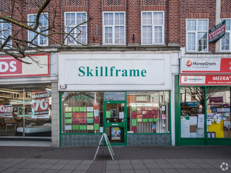 138 Walton Rd, East Molesey to rent - Building Photo - Image 3 of 3