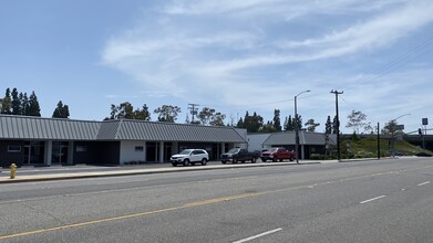 7212-7256 Garden Grove Blvd, Westminster, CA for rent Building Photo- Image 1 of 9