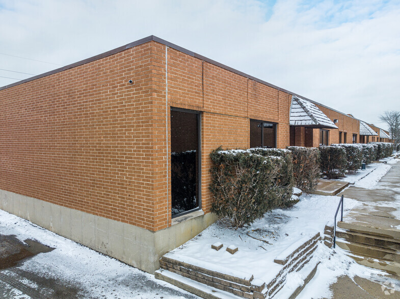 5000-5014 Chase Ave, Downers Grove, IL for rent - Building Photo - Image 3 of 6