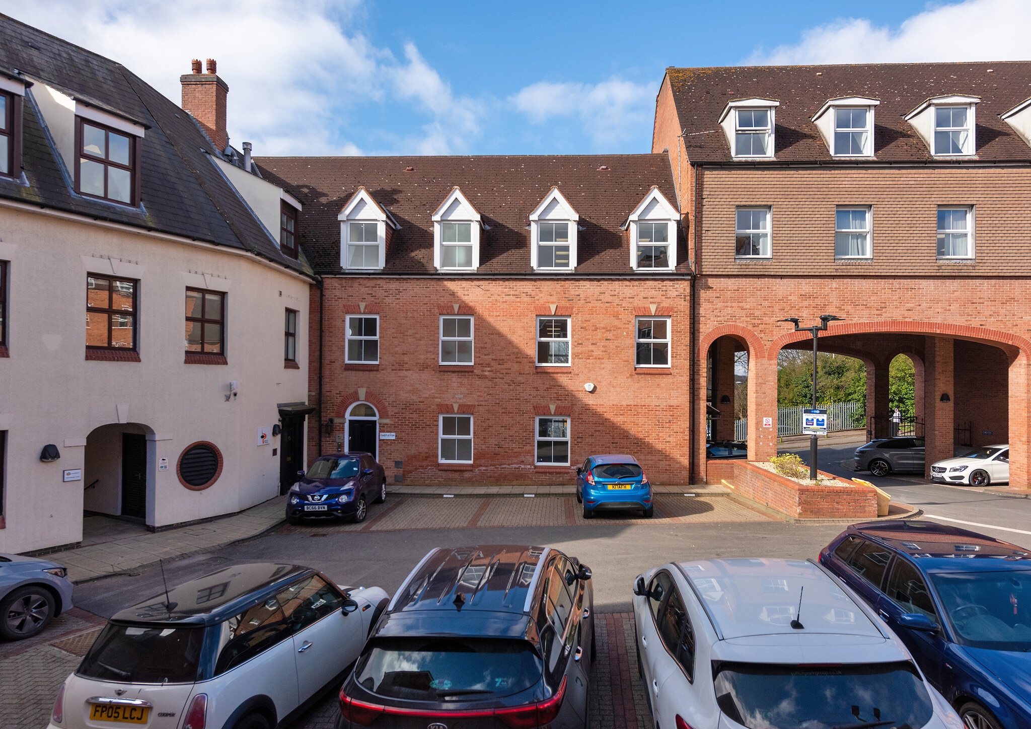 Emmanuel Ct, Sutton Coldfield to rent Building Photo- Image 1 of 8
