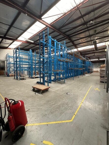 Light Industrial in Saint-Soupplets to rent - Building Photo - Image 3 of 12