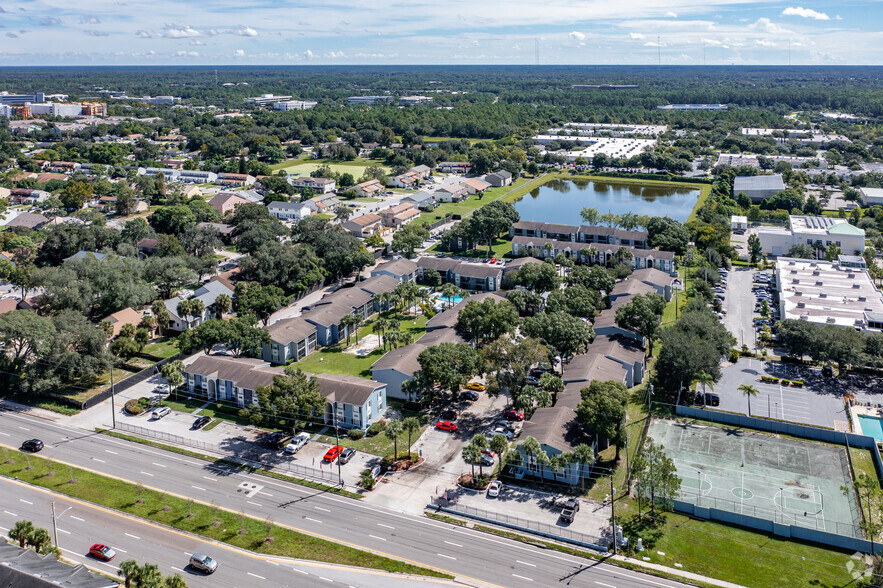 2501 Alafaya Trl, Orlando, FL for sale - Aerial - Image 3 of 6