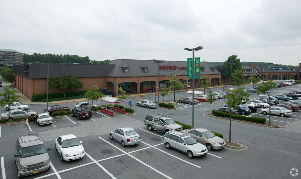 7409-7595 Greenbelt Rd, Greenbelt, MD for rent - Building Photo - Image 1 of 7