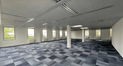 11 Rue Pascal, Bron to rent Interior Photo- Image 1 of 4