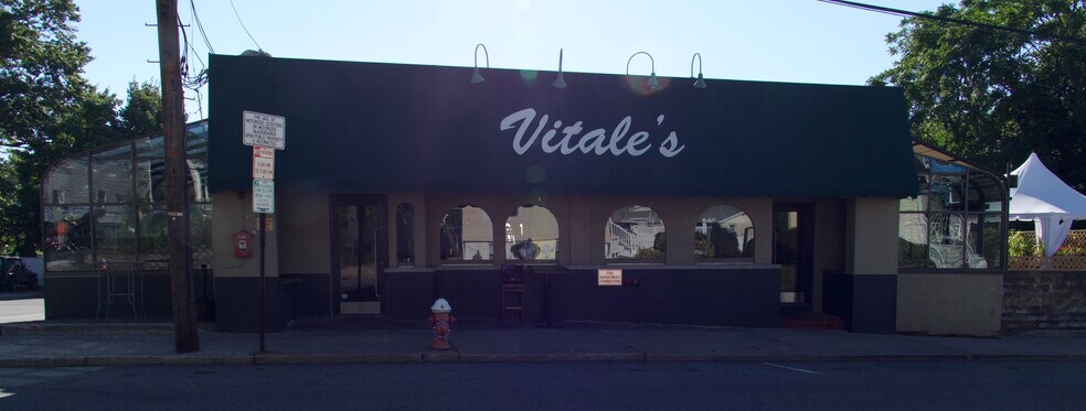 293 Queen Anne Rd, Teaneck, NJ for sale - Primary Photo - Image 1 of 1