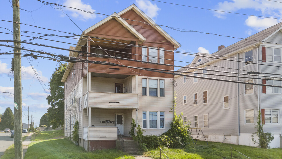 913 East St, New Britain, CT for sale - Building Photo - Image 3 of 12