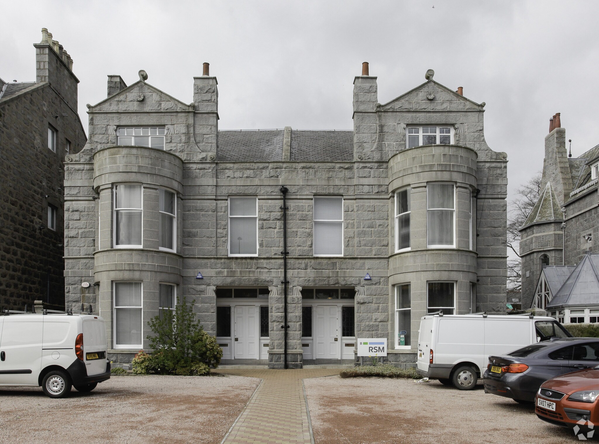 52 Queens Rd, Aberdeen for sale Primary Photo- Image 1 of 1