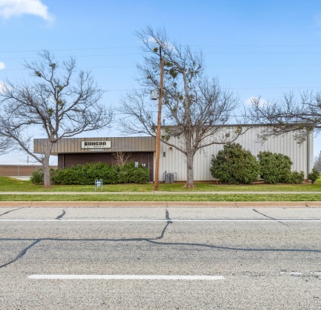 3511 Central Fwy, Wichita Falls, TX for rent - Primary Photo - Image 1 of 3