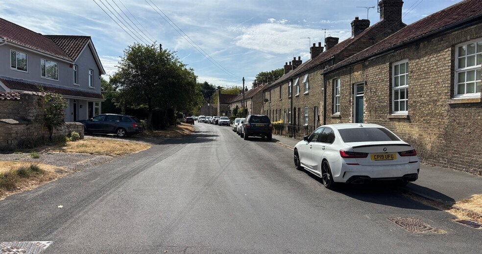 2 & 4 North Street, Nettleham for sale - Building Photo - Image 3 of 8