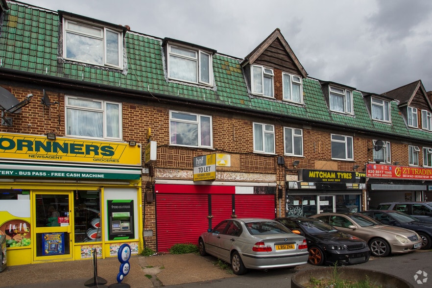 126 Morden Rd, Mitcham, CR4 4DB UK