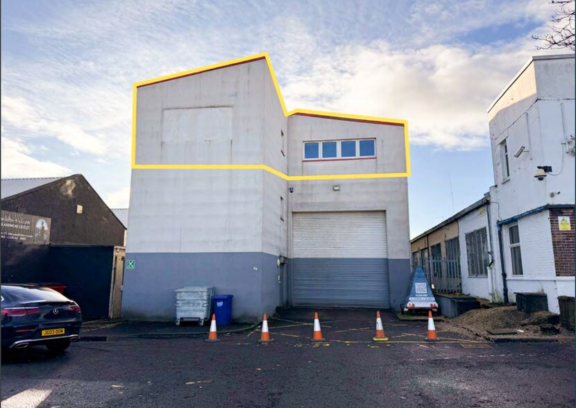 76 Queen Elizabeth Ave, Glasgow for sale - Primary Photo - Image 1 of 1