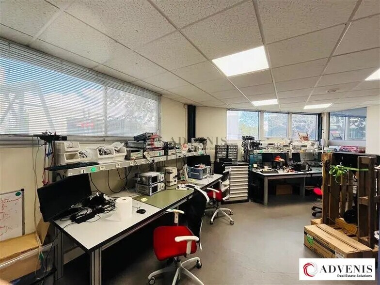 Office in Gradignan to rent - Interior Photo - Image 3 of 12