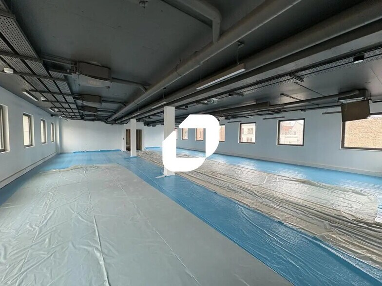 37 Rue Du Vieux Faubourg, Lille to rent - Interior Photo - Image 2 of 28