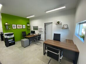 1220 Satterwhite Rd, Buda, TX to rent Interior Photo- Image 2 of 5