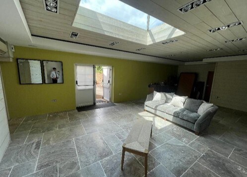 2 Warwick Rd, Wolston to rent - Interior Photo - Image 3 of 5