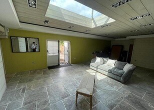 2 Warwick Rd, Wolston to rent Interior Photo- Image 2 of 4