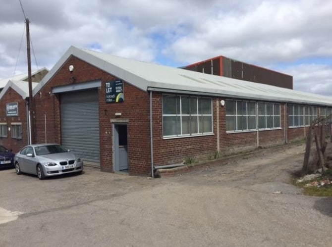 Fred's Pl, Bradford for sale - Primary Photo - Image 1 of 1