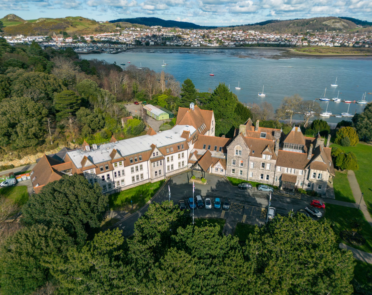 Bangor Rd, Conwy for sale - Primary Photo - Image 1 of 1