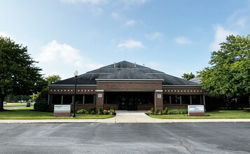 270 E Day Rd, Mishawaka, IN for rent Building Photo- Image 1 of 18