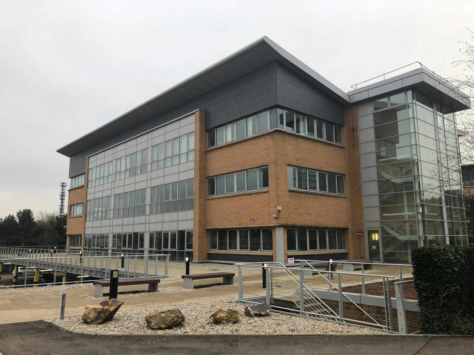 Wellfield Ct, Glasgow to rent Building Photo- Image 1 of 27