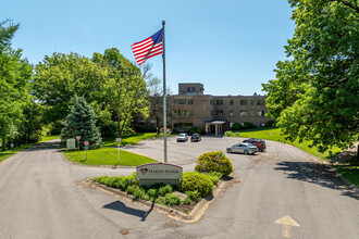 2695 Winchester Dr, Pittsburgh, PA for sale Primary Photo- Image 1 of 5