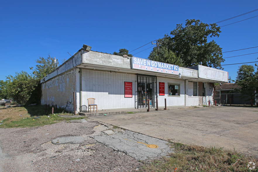 3577 Yellowstone Blvd, Houston, TX for sale - Primary Photo - Image 1 of 1