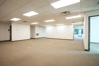 29755-29757 SW Boones Ferry Rd, Wilsonville, OR to rent Building Photo- Image 2 of 10